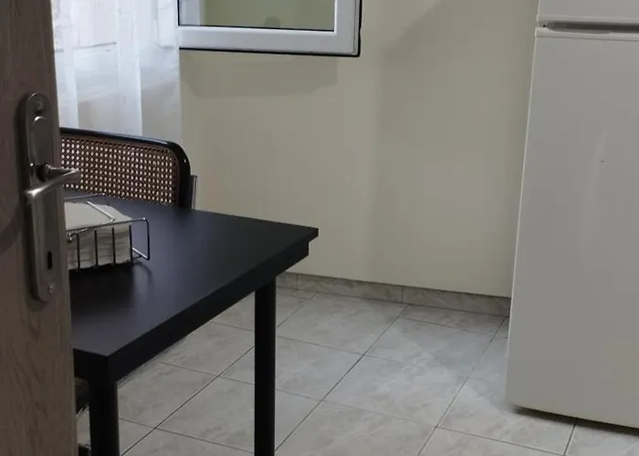 Apartament Maraki's House