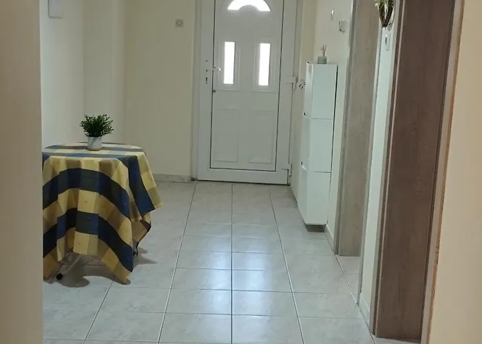 Maraki's House Kawala